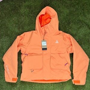Nike ACG Women’s Sz XS Storm-FIT Skull Peak Jacket Orange FV7327-833 NWT